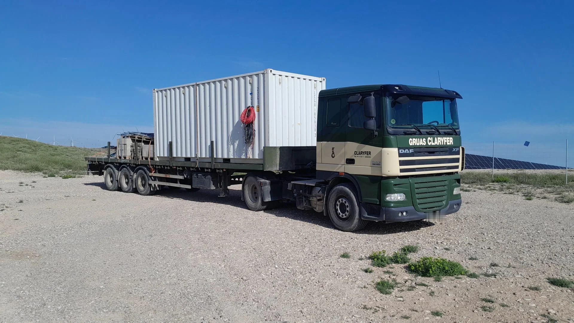 TRACTORA SIN GRÚA DAF 4×2 de Grúas Claryfer